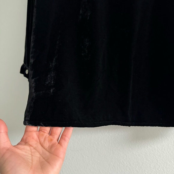 J. Jill Rayon Silk Black Velvet Tunic / Long Sleeve Shirt Size Small - Picture 3 of 11